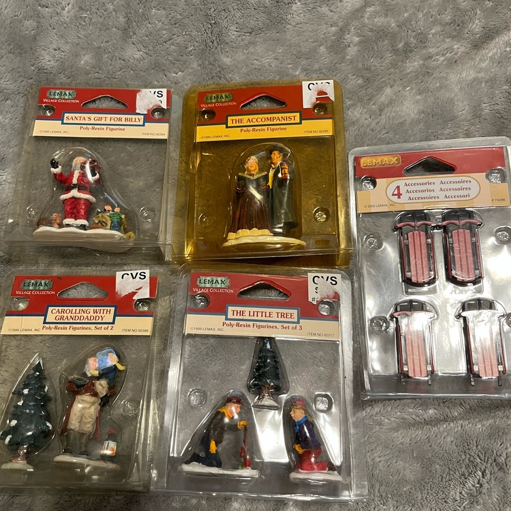 Lemax bundle figurines sleds christmas village Vintage lot